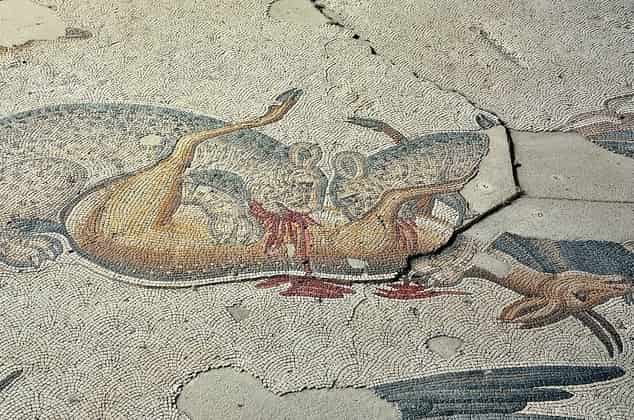 İstanbul Great Palace Leopards Hunting a Deer Mosaic